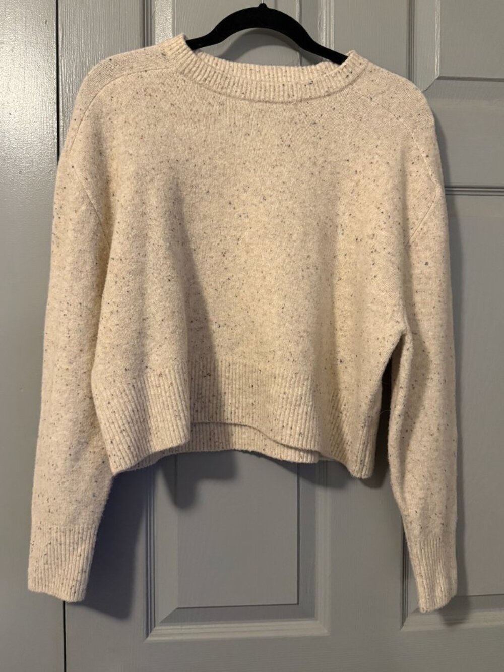 Universal Thread Speckled Crewneck Sweater Size Small | Cream Knit
